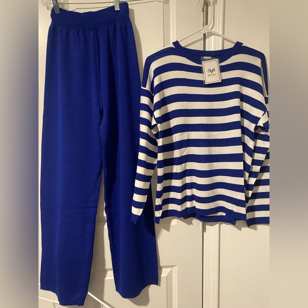 Lovely blue striped knitted SET